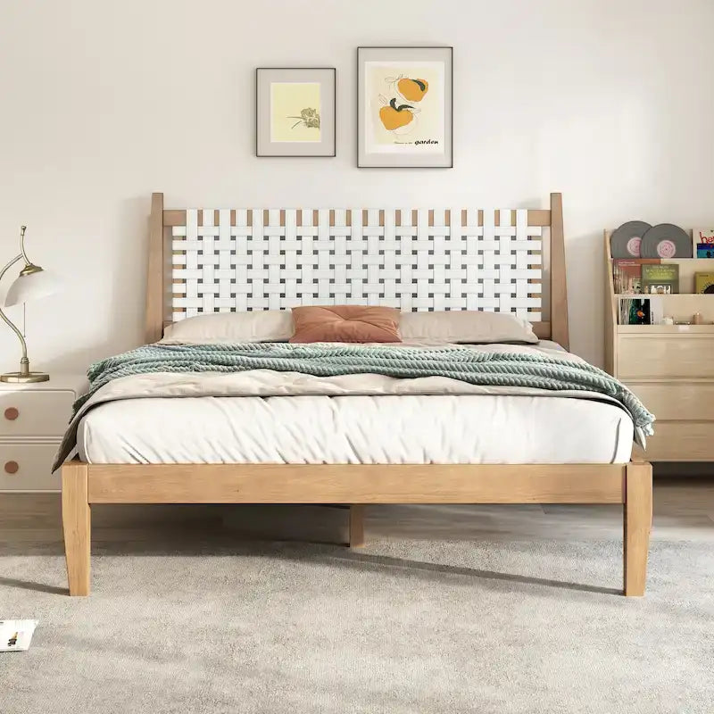 Lit plateforme Queen – Tête de lit en cuir tressé et cadre en bois massif
