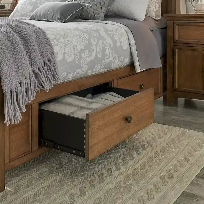 Lit plateforme King Size à panneaux de bois avec rangement sous le lit