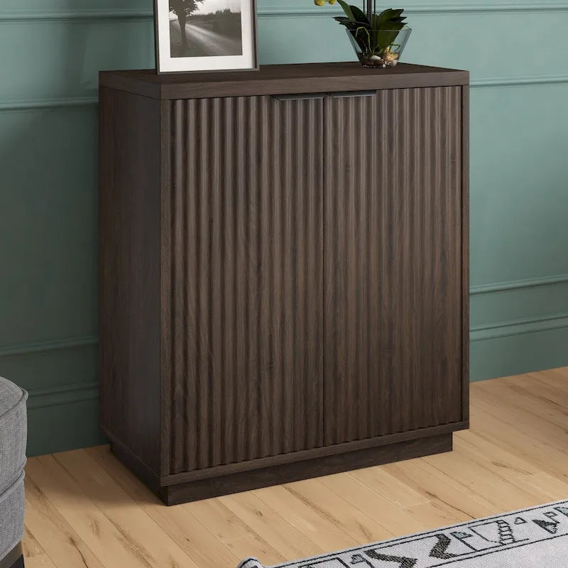Table d'appoint Cornice avec rangement – Décorative et fonctionnelle
